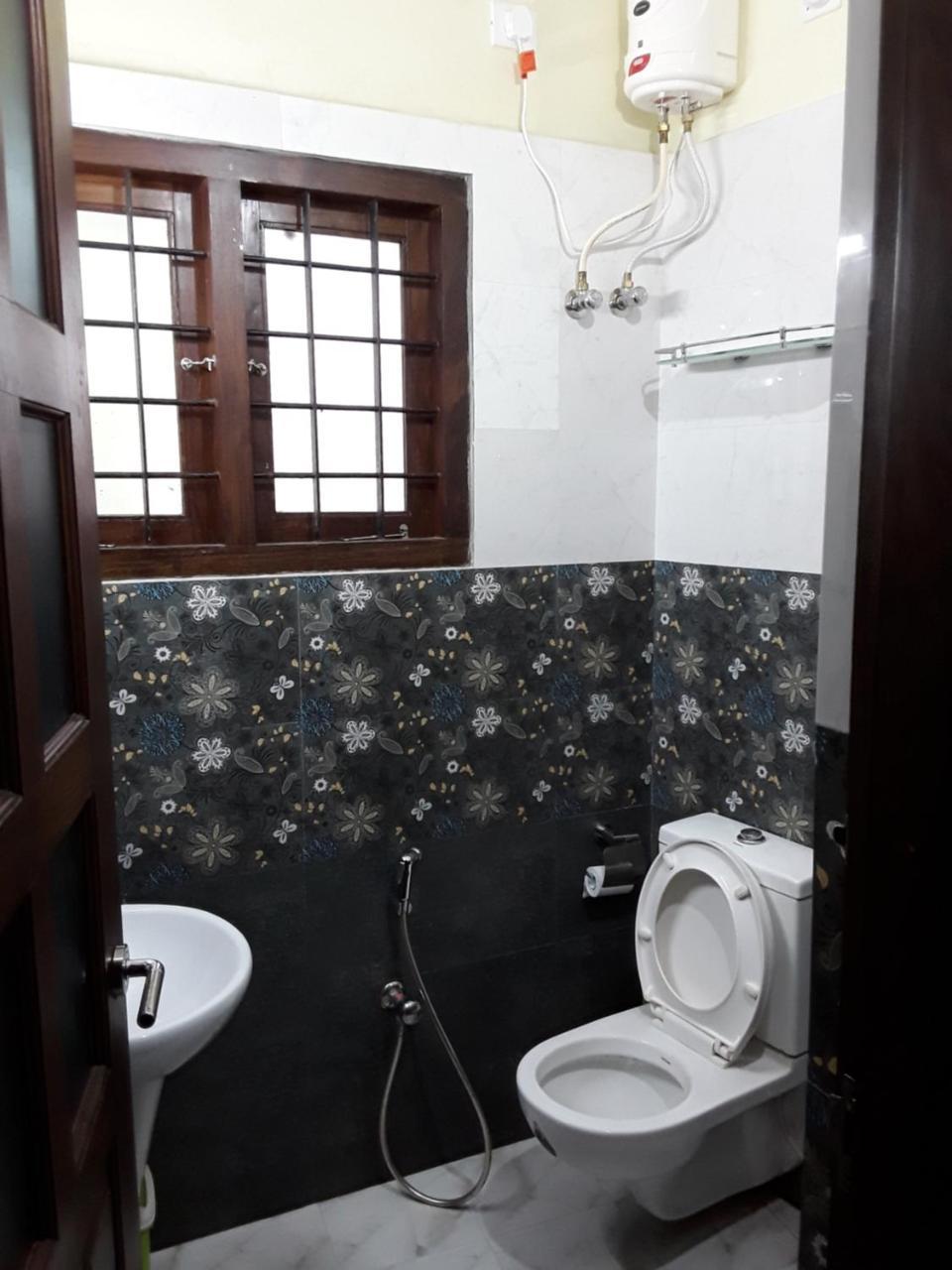 Moksha Homestay Thiruvananthapuram Extérieur photo